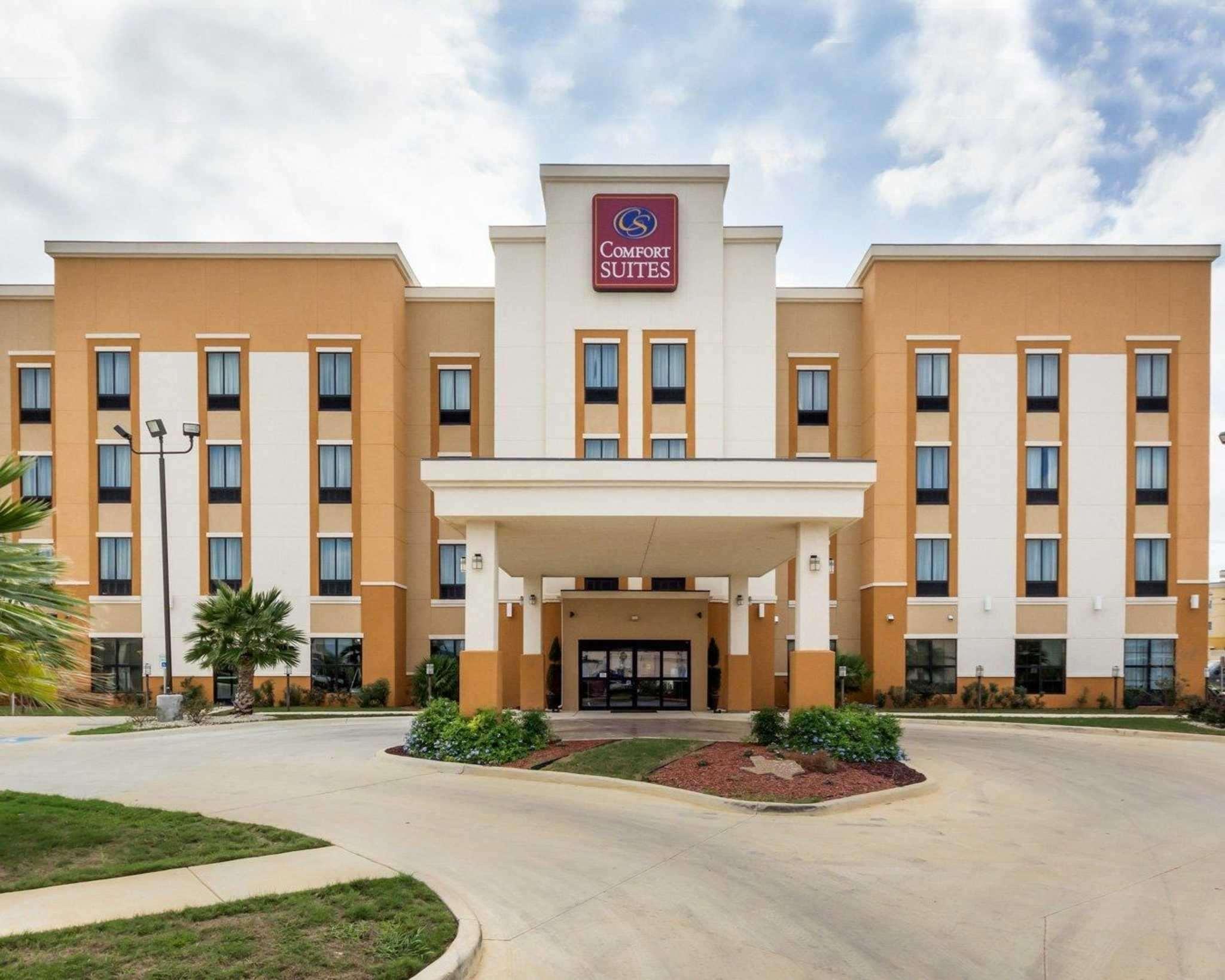 Comfort Suites Cotulla Near I-35 Exterior photo