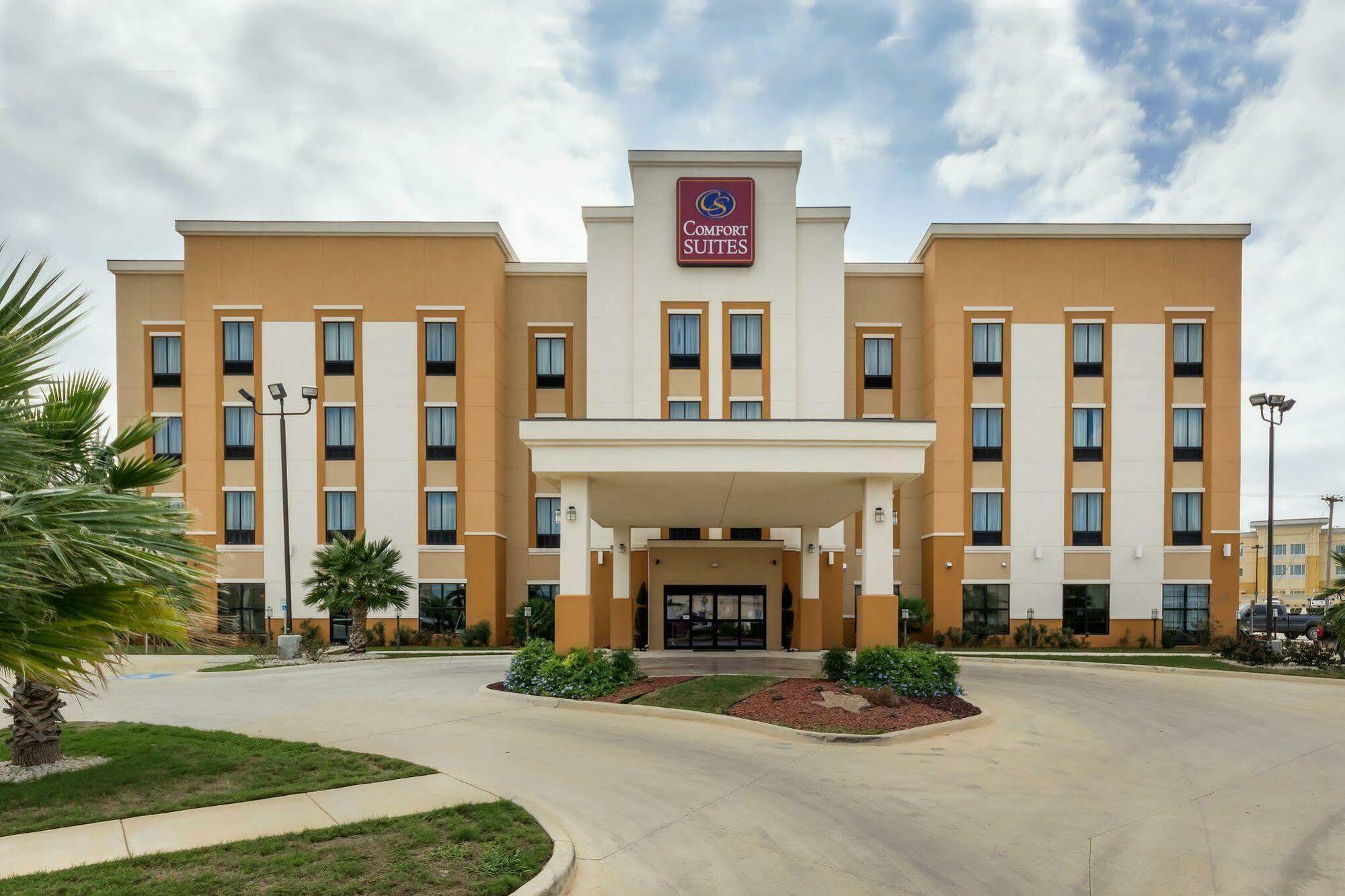 Comfort Suites Cotulla Near I-35 Exterior photo